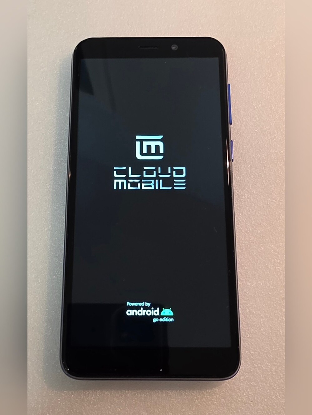 Cloud Mobile Stratus C5 16GB Black 4G LTE Factory Unlocked Smartphone - Tested